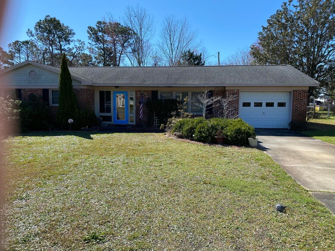 145 Navaho Trail, Wilmington, NC 28409 House Rental in Wilmington, NC