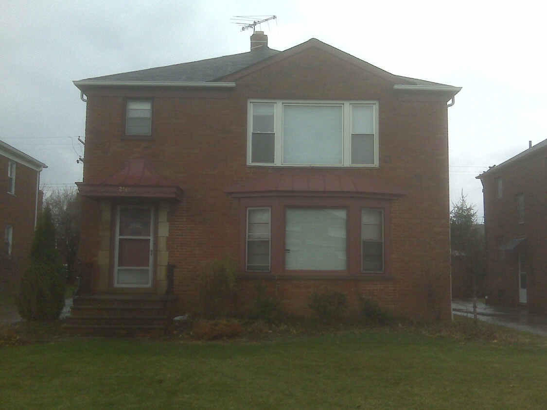 Primary Photo - 2544 Warrensville Center Rd