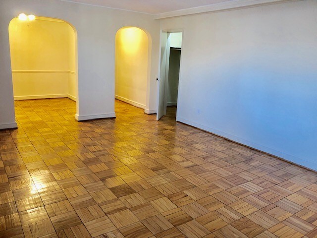 Foto del edificio - Townley Court Apartments