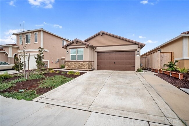 Building Photo - 4328 Greenshank Cir