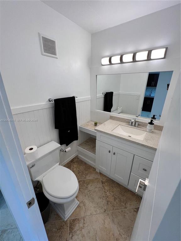 Foto del edificio - 2741 Taft St