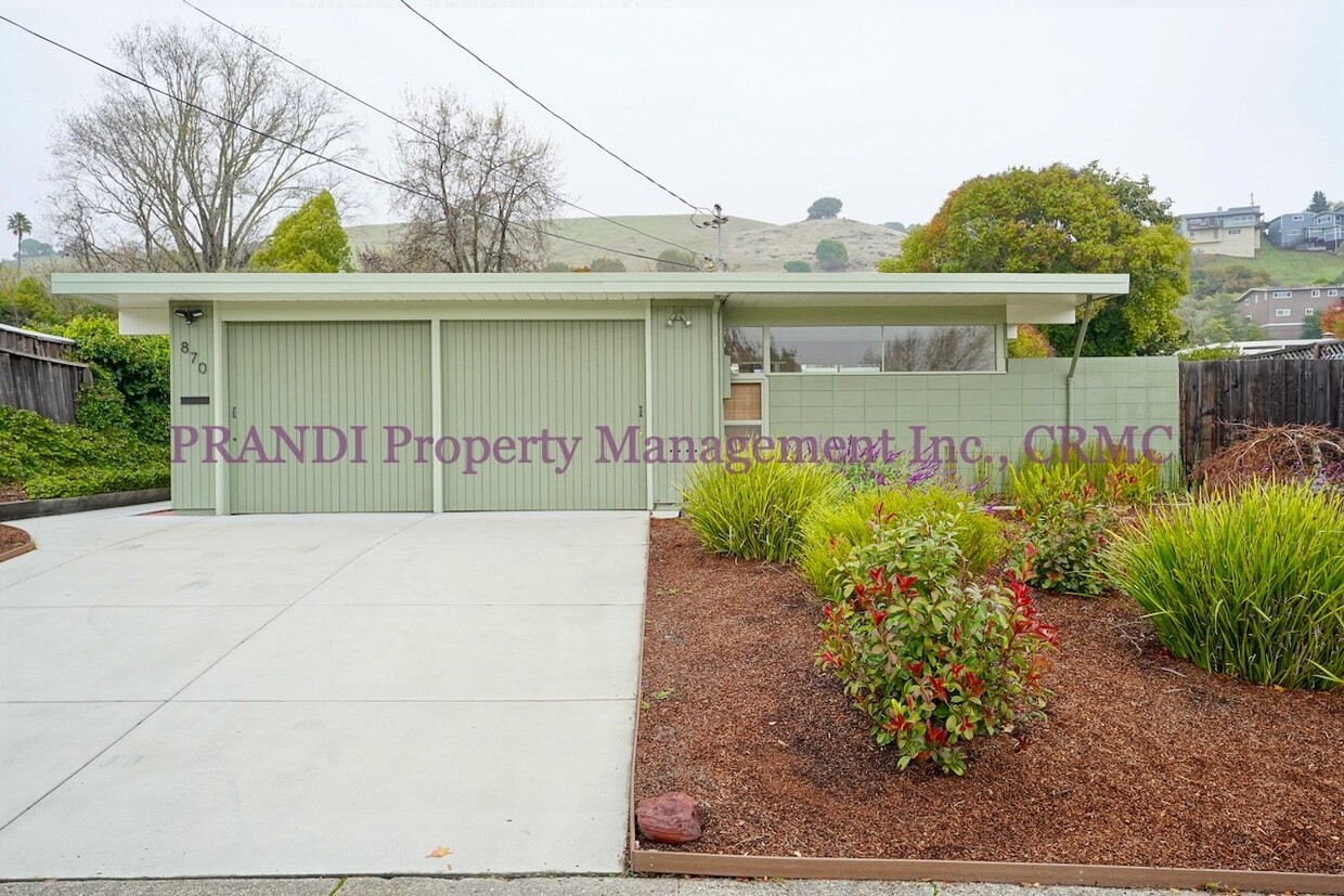 Primary Photo - Quality Eichler Home in Terra Linda