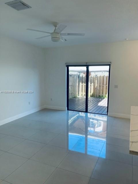 Foto del edificio - 20653 NE 2nd Ct