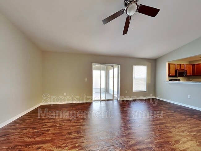 Building Photo - 3751 Sandhill Crane Dr