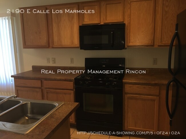 Building Photo - 3bed/2bath Gem in Tres Pueblo Community!