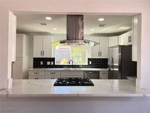 Building Photo - 730 Arrowhead Trail