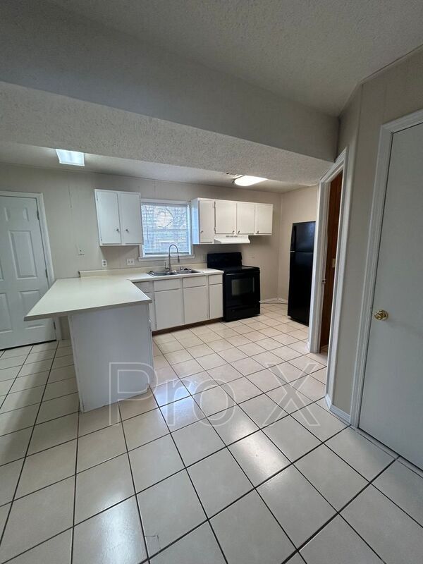 Foto del edificio - 1216 Highland Ave