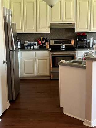 Building Photo - 9703 Amberjack Dr