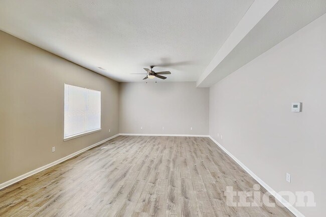 Foto del edificio - 176 Heartwood Hill
