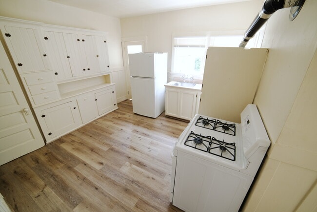 Photo - 312 Nevada Ave House