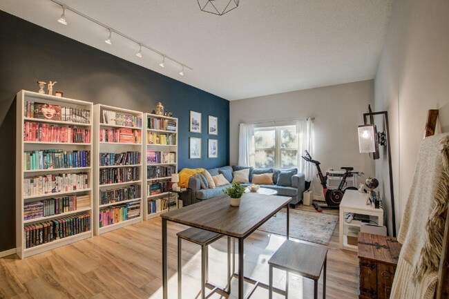 Foto del edificio - 215 7th St NE