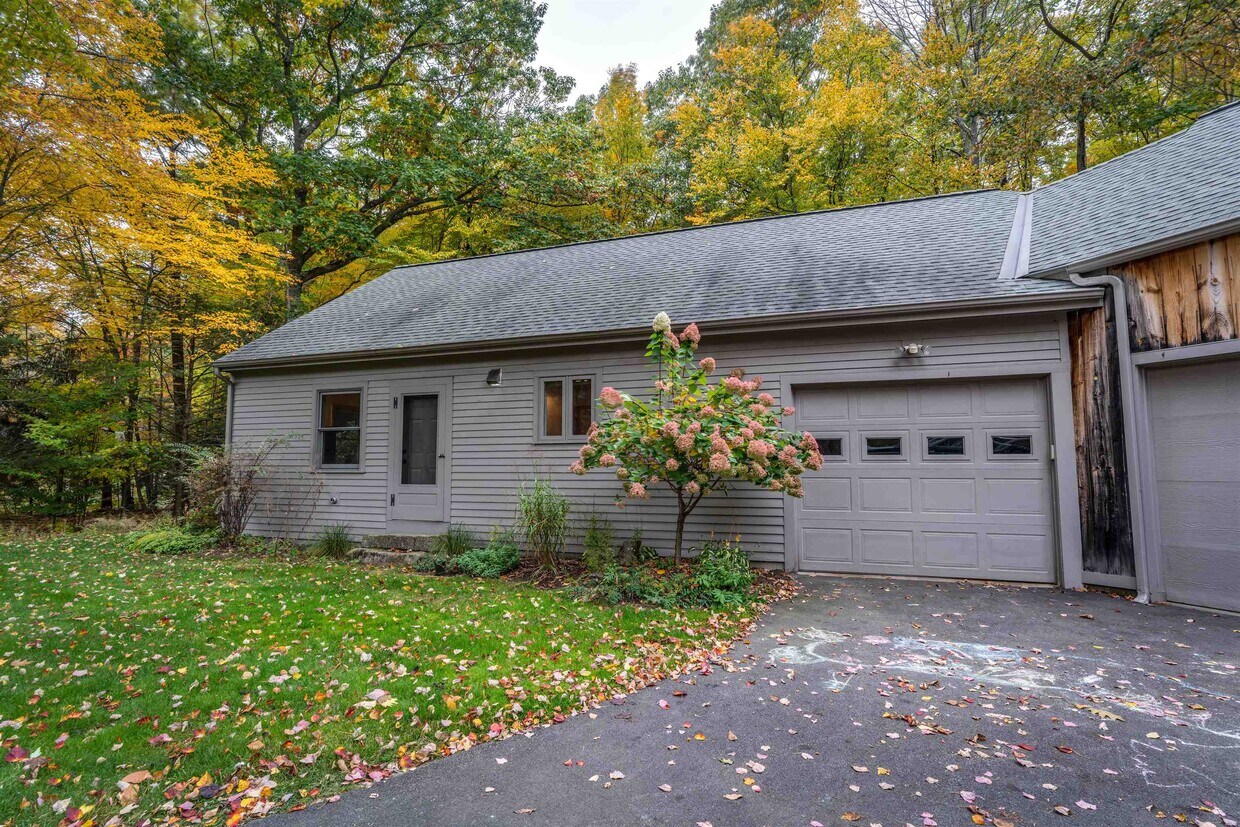 50 Russell Rd, Eliot, ME 03903 House Rental in Eliot, ME