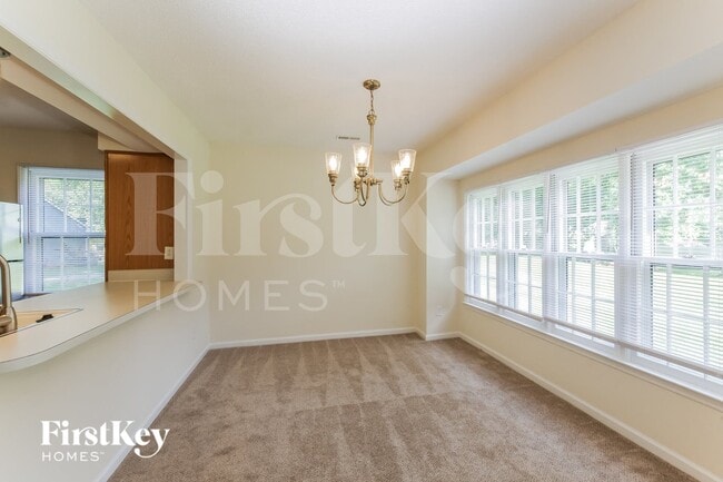 Building Photo - 2511 Dalston Ln