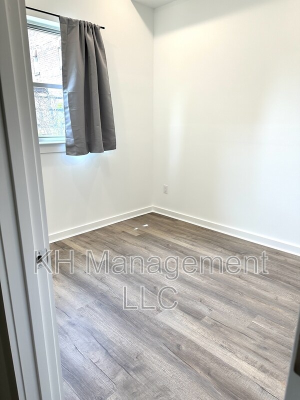 Foto del edificio - 5146 Ranstead St