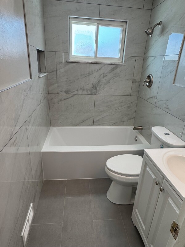 Foto del edificio - 5143 Colerain Ave