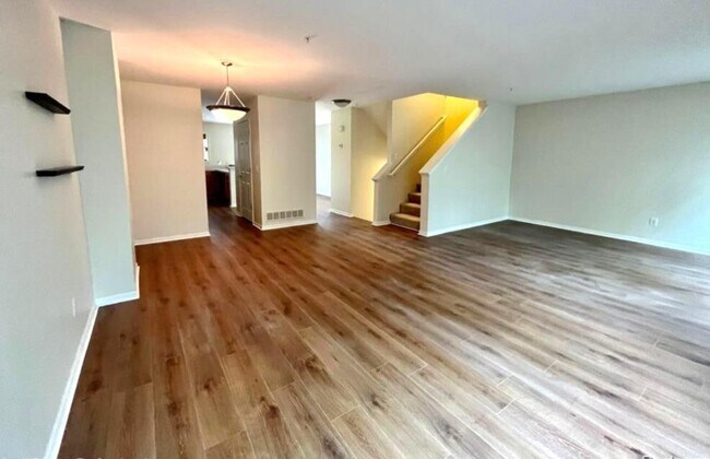 Foto del edificio - 2835 Barclay Way