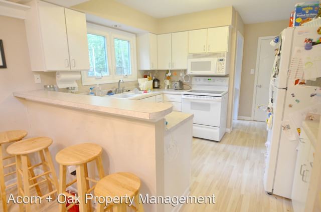 Building Photo - 3 br, 2 bath House - 2526 Booker Creek Road