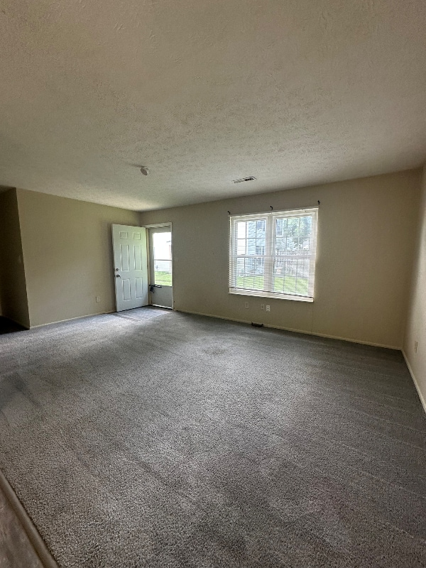 Primary Photo - 2523 Broadleaf Ct