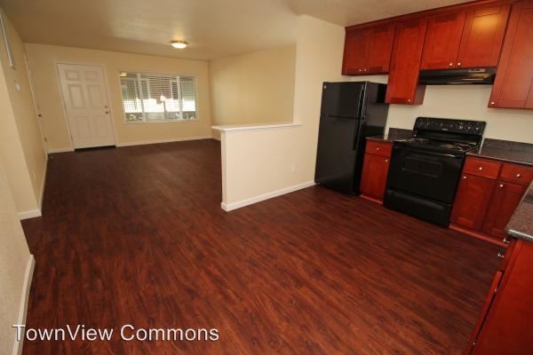 Primary Photo - 250-266 W H St