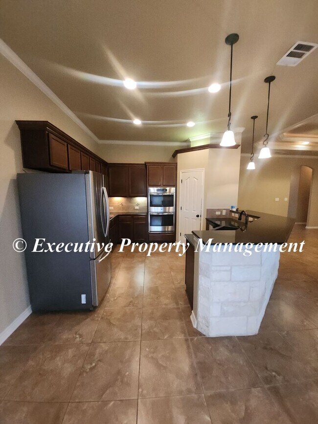 Foto del edificio - 2906 Traditions Dr