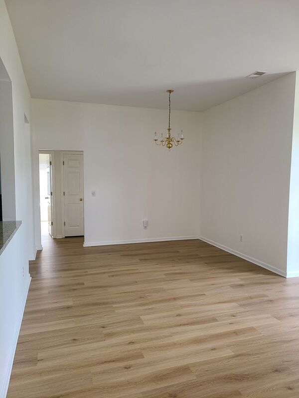 Building Photo - 2725 Palmetto Hall Blvd