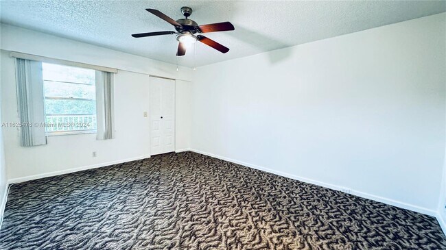 Building Photo - 13250 SW 7th Ct