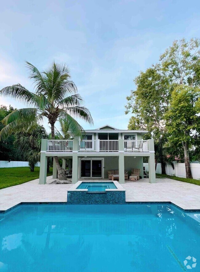 River Ridge Apartments for Rent with Hardwood Floors Tequesta, FL 2