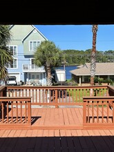 Building Photo - 7129 S Lagoon Dr