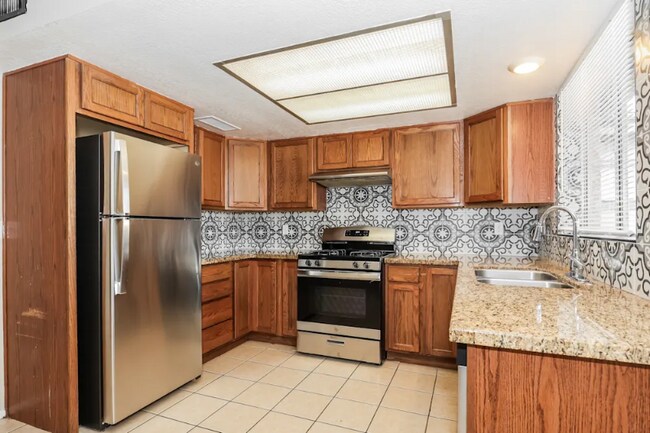 Foto del edificio - 3011 N 86th Ave