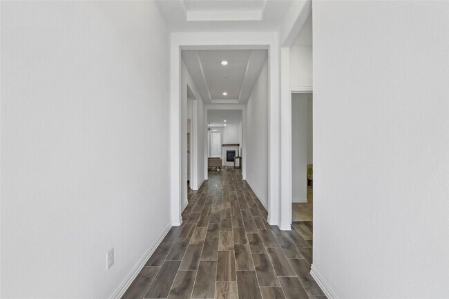 Foto del edificio - 2604 Dancing Flame Dr