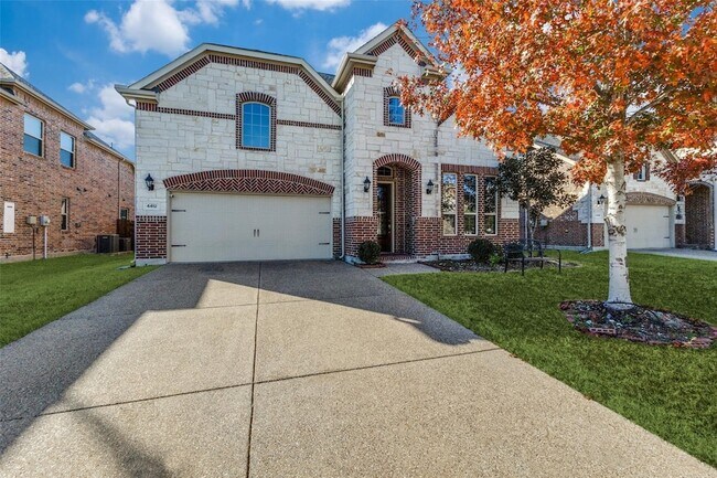 Foto del edificio - 4412 Evenstar Wy