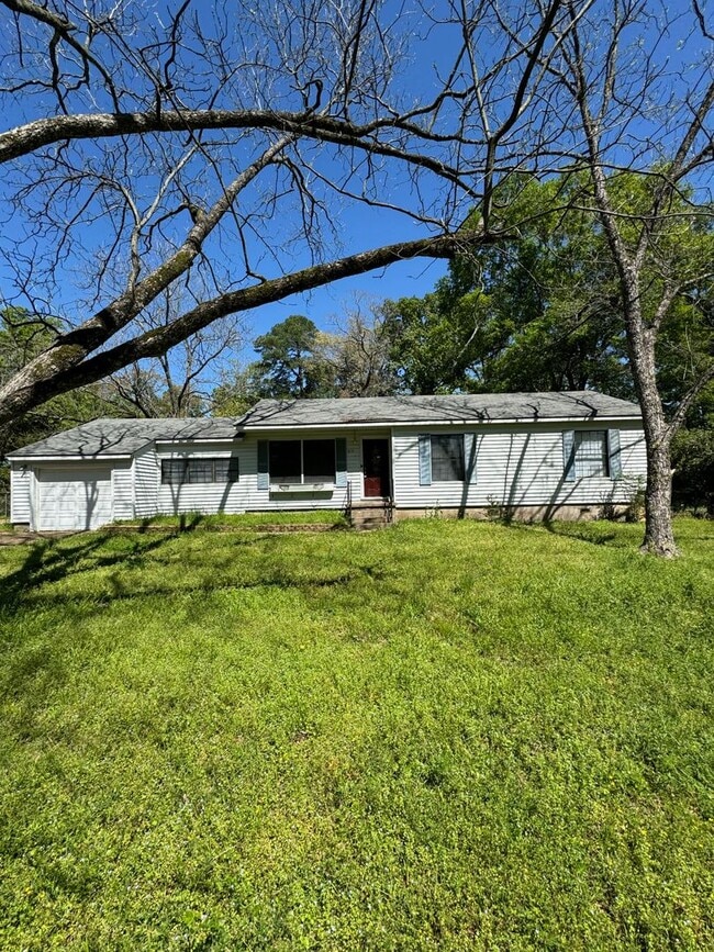 Building Photo - Rental Property