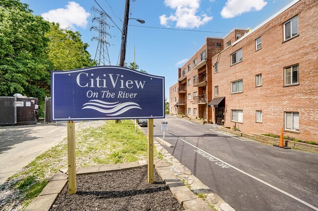 Interior Photo - CitiView ~ On the River