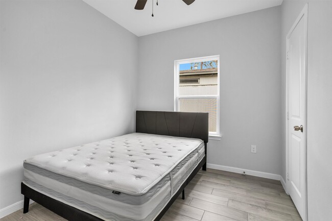 Building Photo - 16694 E Juneau St