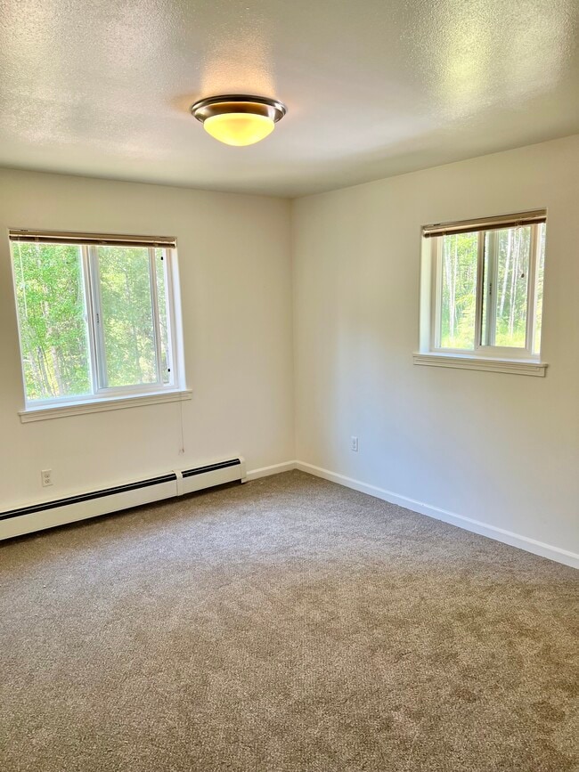 Building Photo - 6101 W Lombard Cir
