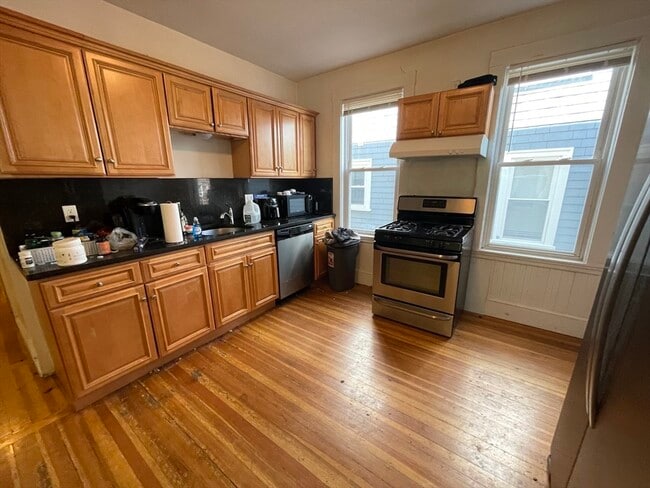 Foto del edificio - 115 Browne St