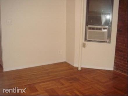 Building Photo - 225 E 23rd St