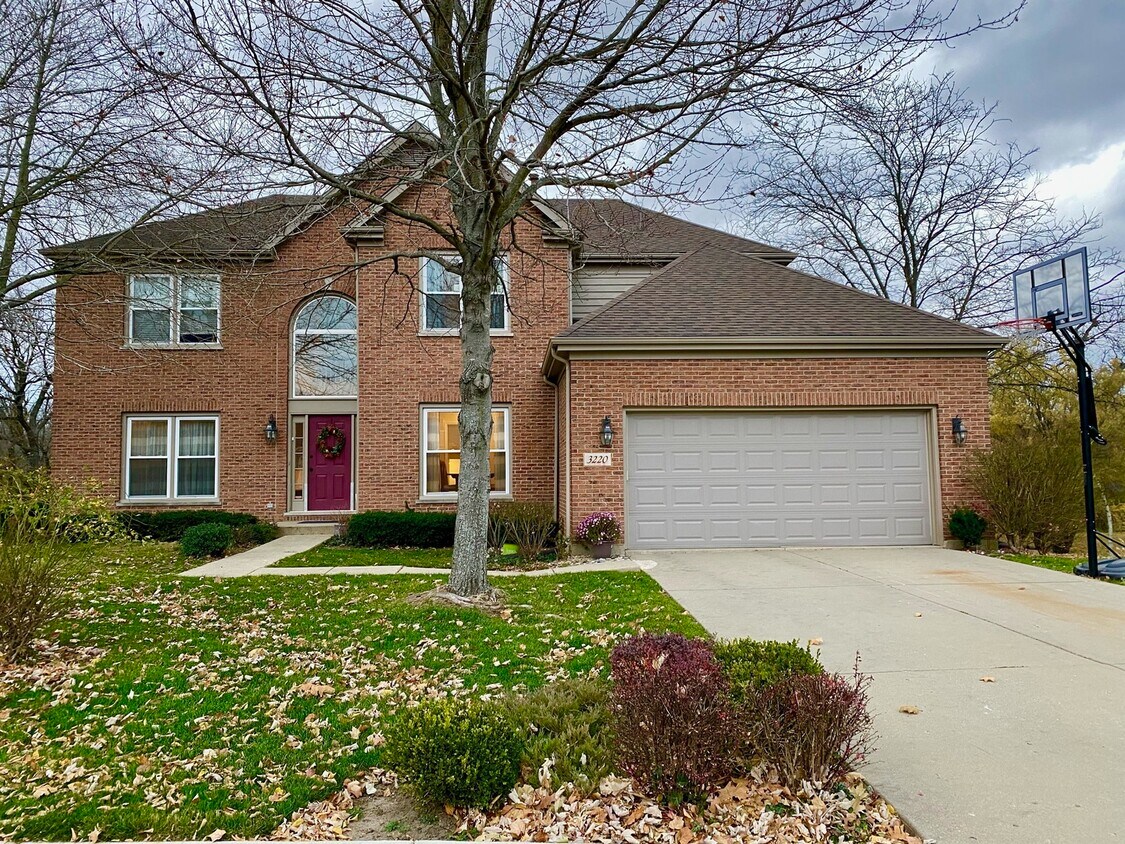 Primary Photo - 3220 Indian Creek Dr