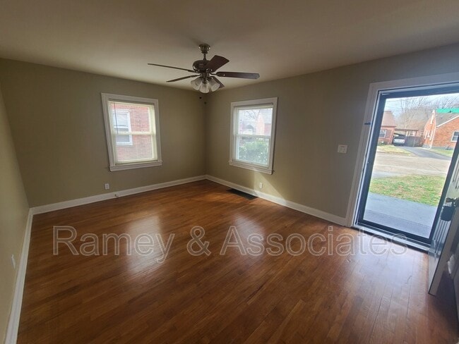Foto del edificio - 1627 Catalpa St