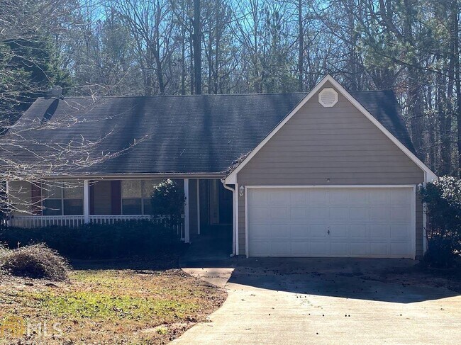 Building Photo - 450 Cambridge Way