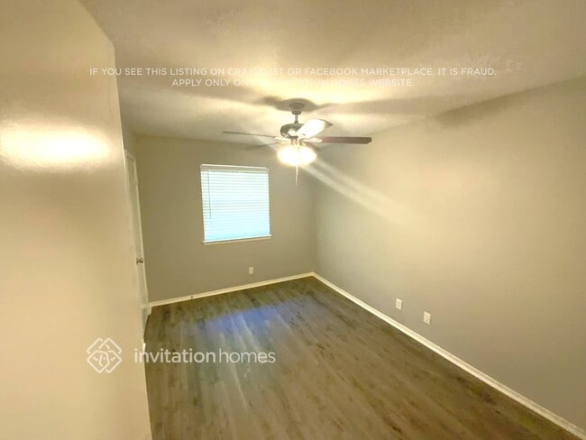 Foto del edificio - 4104 Barnsley Ct