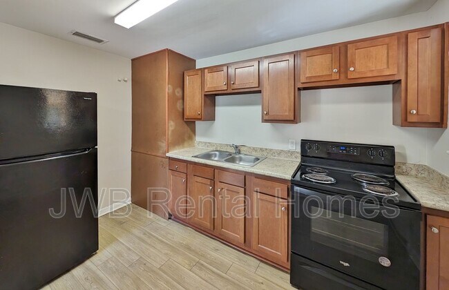 Foto del edificio - 9017 6th Ave