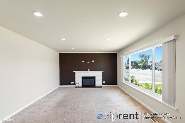 Foto del edificio - 3 br, 2 bath House - 38176 Farwell Drive, ...