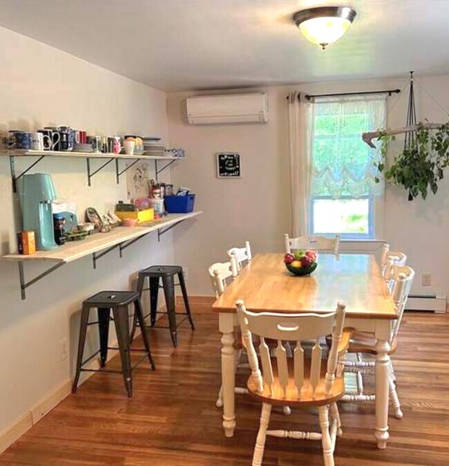 693 Rocky Hill Rd, North Smithfield, RI 02896 House Rental in North