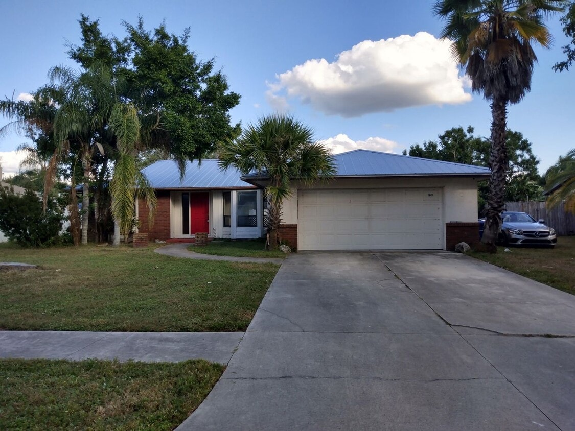 3/2 Home in the Meadows- Beautiful Central... - 3/2 Home in the Meadows- Beautiful Central...