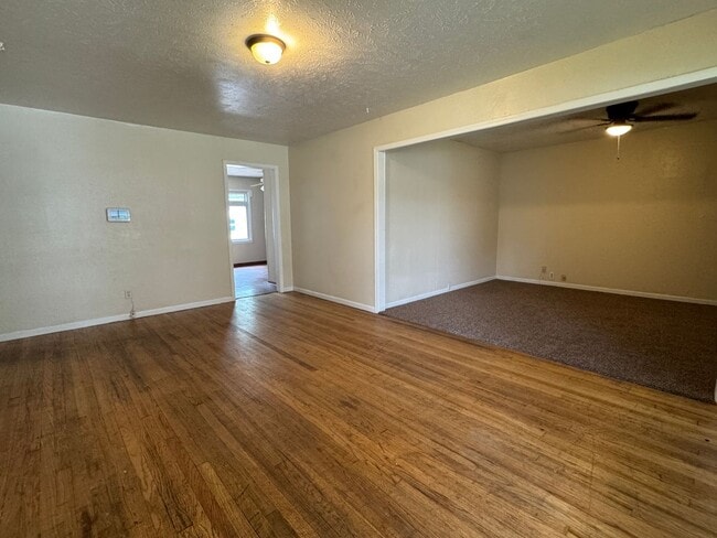 Foto del edificio - 1414 NW Lindy Ave