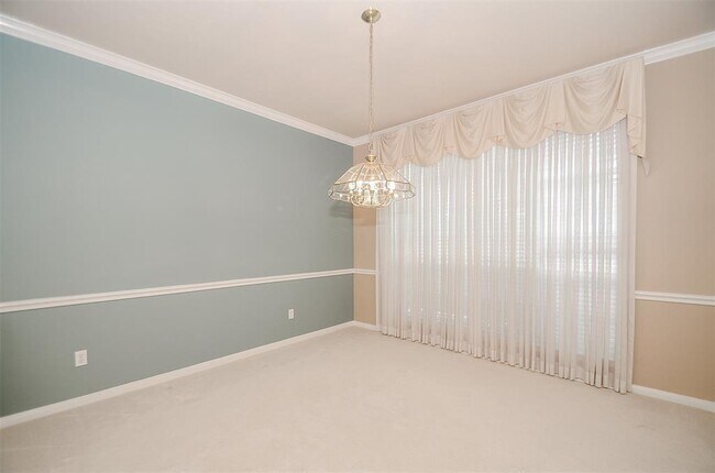 Building Photo - 2803 Norwood Hills Dr