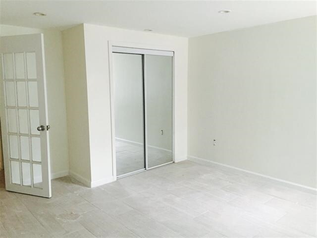 Foto del edificio - 96 Maple St