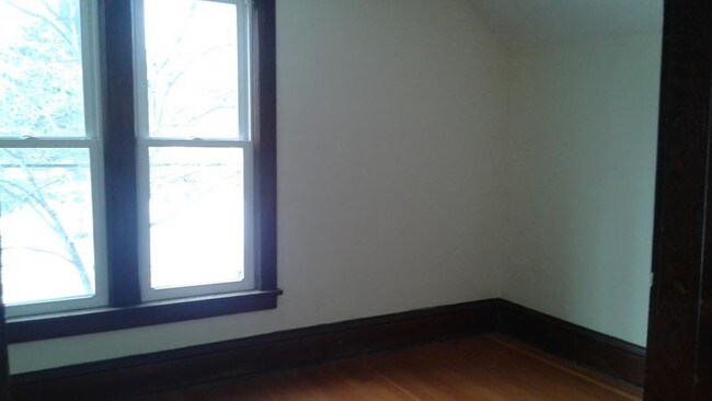 Foto del edificio - 1715 4th Street NE. Apt # 2