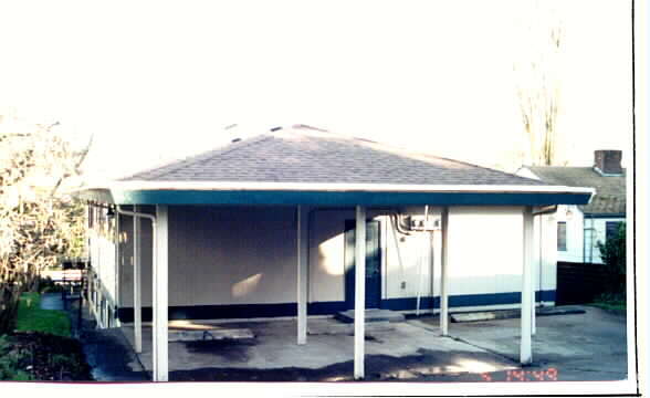 Building Photo - 3427-3429 21st Ave W